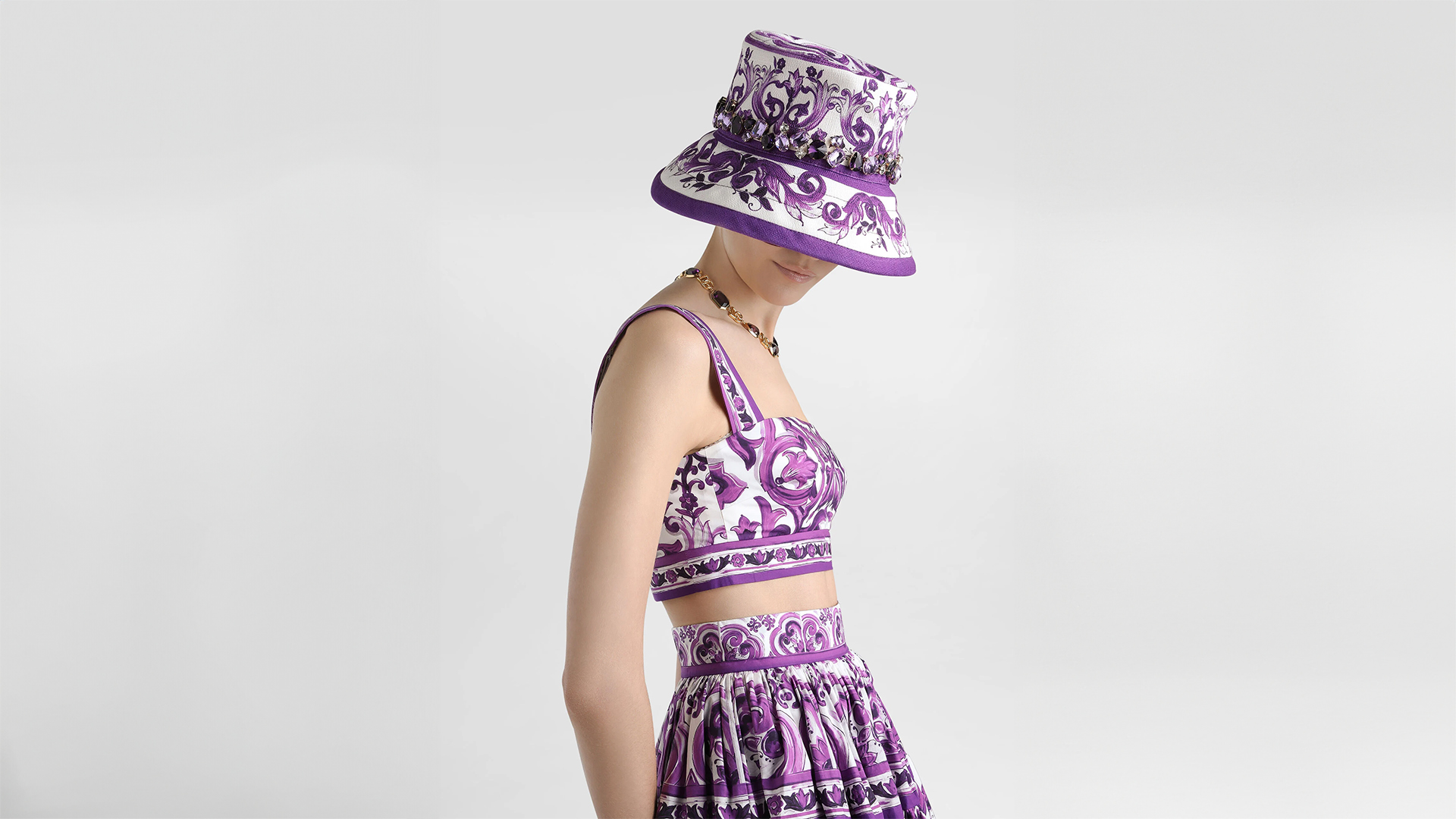  Dolce&Gabbana Sustainability | With Care - Ready to Wear 01
